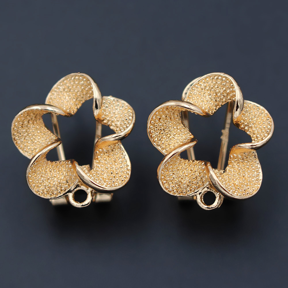 Jewelry Making Dubai - 10 pares de pendientes de flor